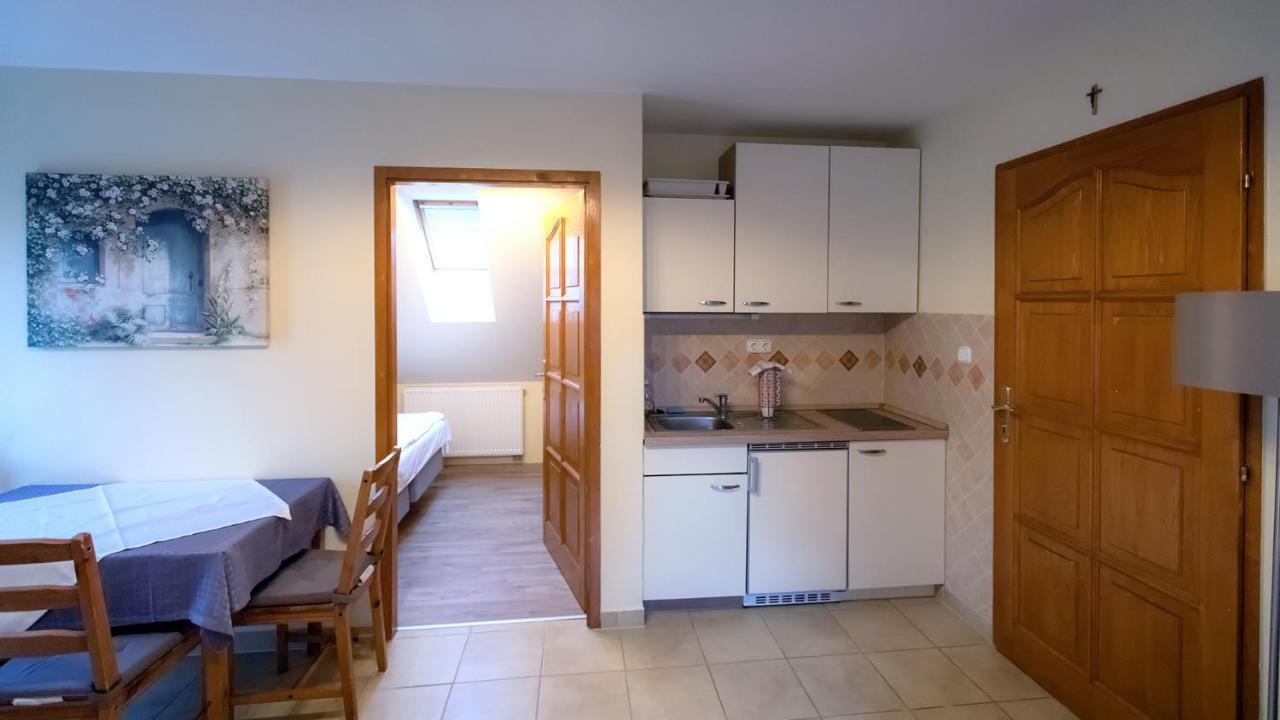 Ozkut Apartmanhaz Olmod Eksteriør billede